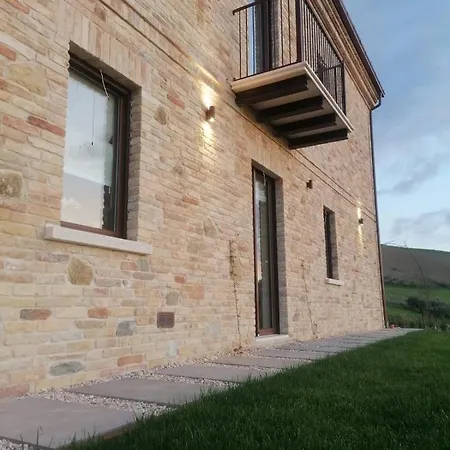 San Nicolino مزرعة للإقامة