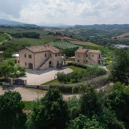 San Nicolino مزرعة للإقامة *